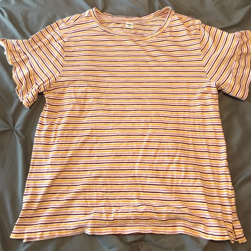 Old navy ruffle sleeve top